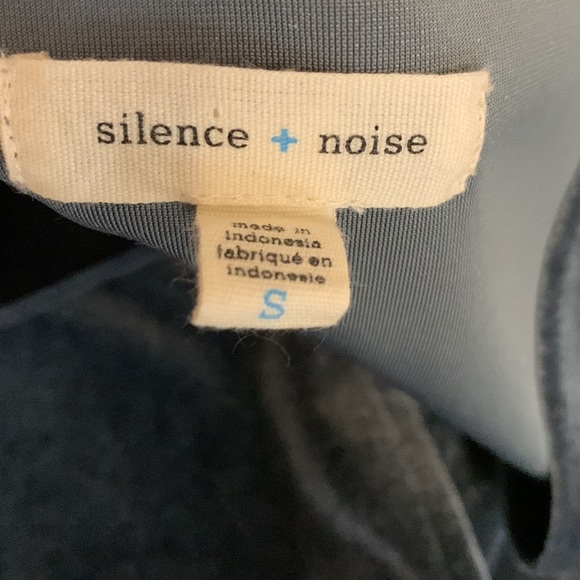 Urban Outfitters Velvet Romper - Picture 5 of 9